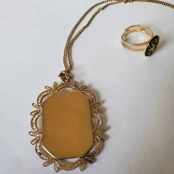Vintage Gold-Toned Damascene Inlaid Necklace and Ring - Picture 3 of 4